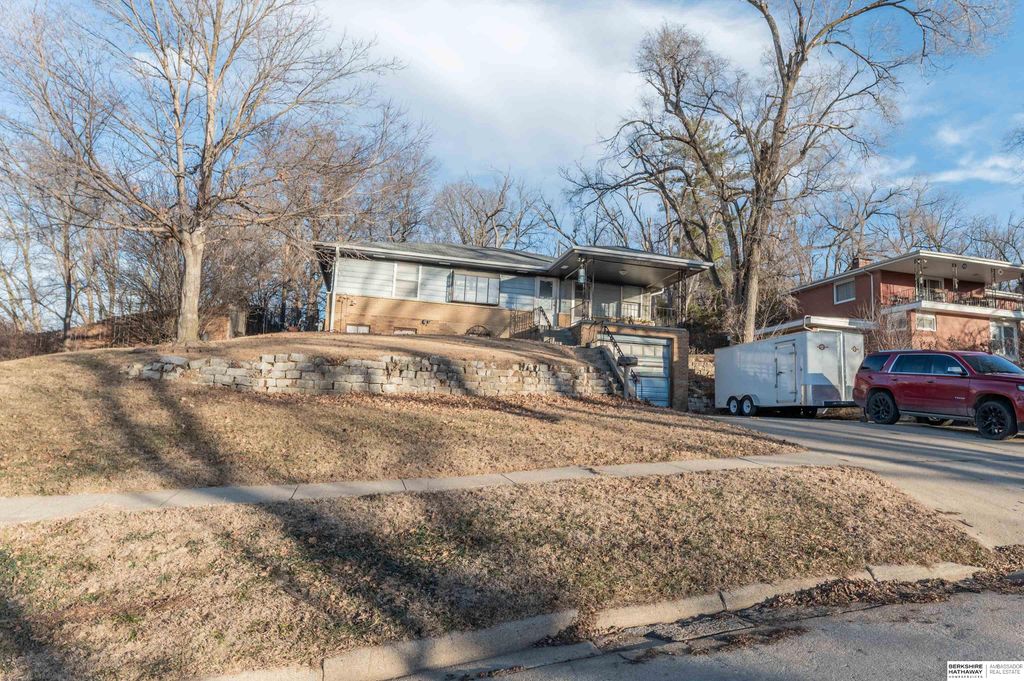 3312 King Street, Omaha, NE 68112