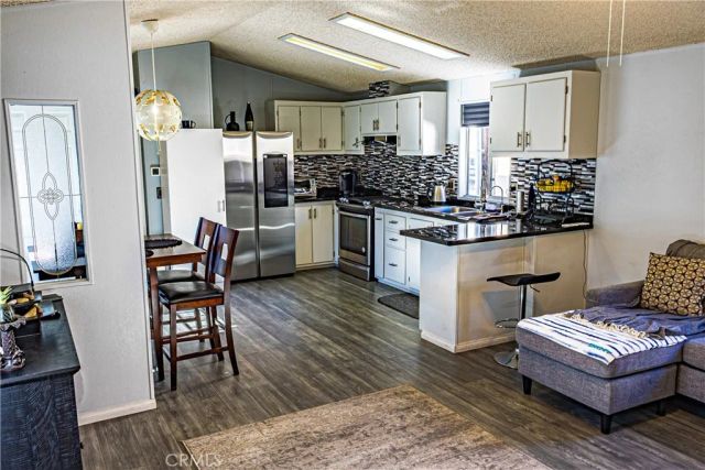 8811 Park 54, Bellflower, CA 90706