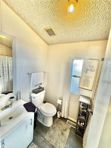 8811 Park 54, Bellflower, CA 90706