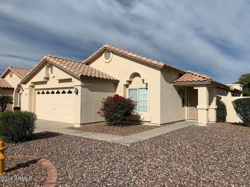 814 W Morelos Street, Chandler, AZ 85225