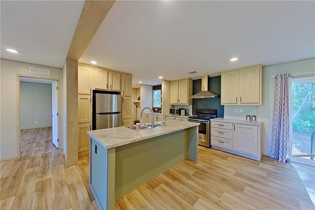 8604 Randall Crews Road, Hoboken, GA 31542