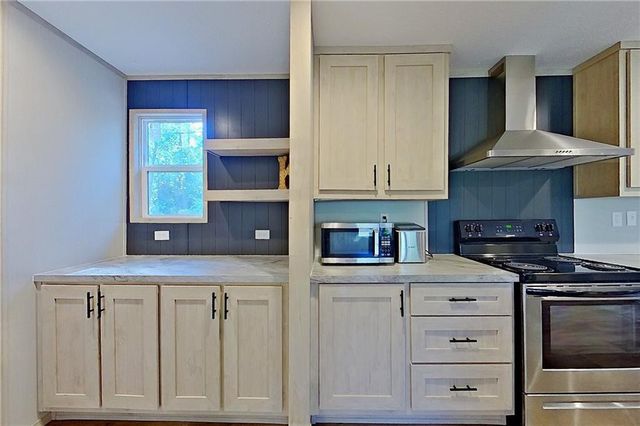 8604 Randall Crews Road, Hoboken, GA 31542