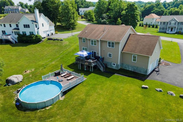 16 Noble Court, Mahopac, NY 10541