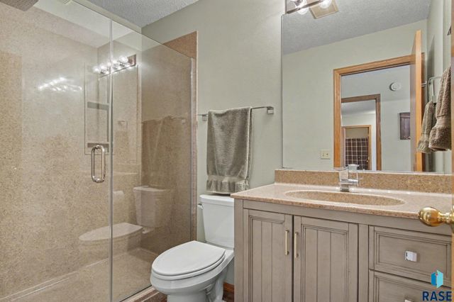 1903 S Sertoma Ave Avenue 104, Sioux Falls, SD 57106