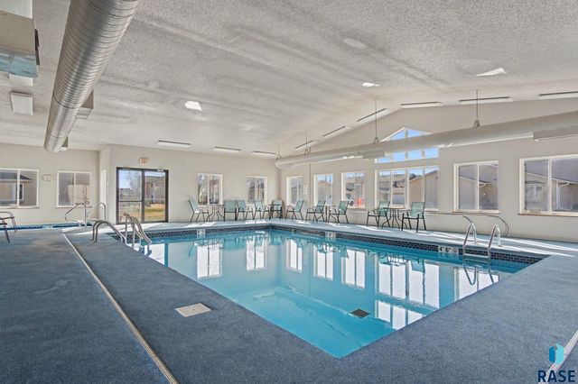 1903 S Sertoma Ave Avenue 104, Sioux Falls, SD 57106