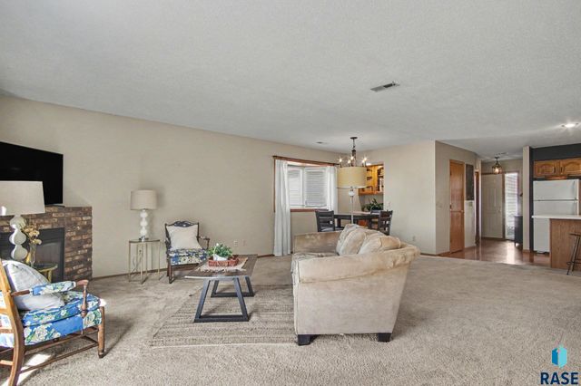 1903 S Sertoma Ave Avenue 104, Sioux Falls, SD 57106