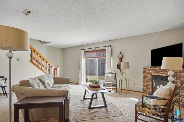 1903 S Sertoma Ave Avenue 104, Sioux Falls, SD 57106