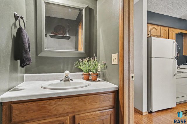 1903 S Sertoma Ave Avenue 104, Sioux Falls, SD 57106