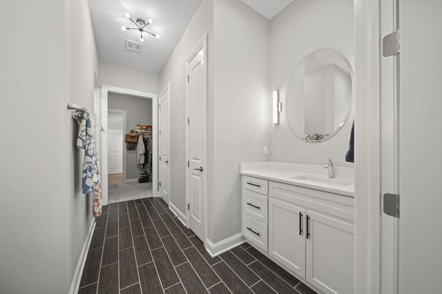 11299 Sweetbay Drive, Plain City, OH 43064