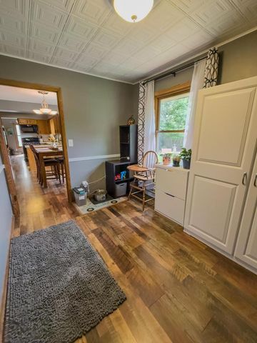 3655 S Sandalwood DRIVE, New Berlin, WI 53151