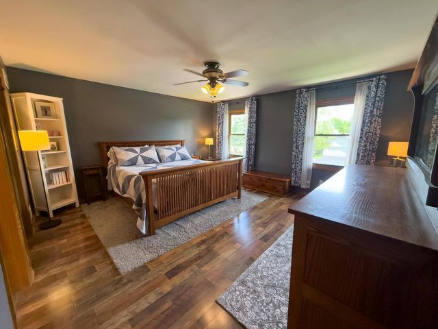 3655 S Sandalwood DRIVE, New Berlin, WI 53151