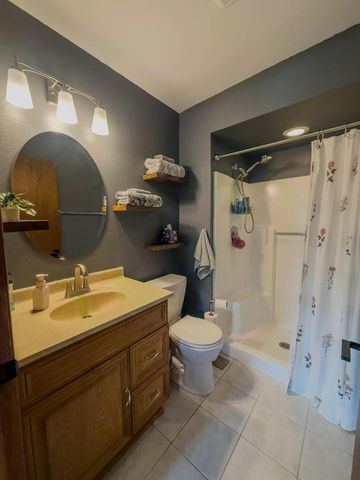 3655 S Sandalwood DRIVE, New Berlin, WI 53151