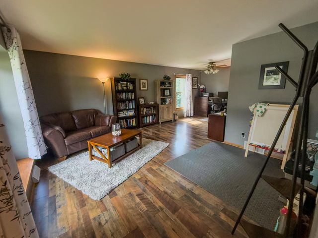 3655 S Sandalwood DRIVE, New Berlin, WI 53151