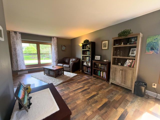 3655 S Sandalwood DRIVE, New Berlin, WI 53151