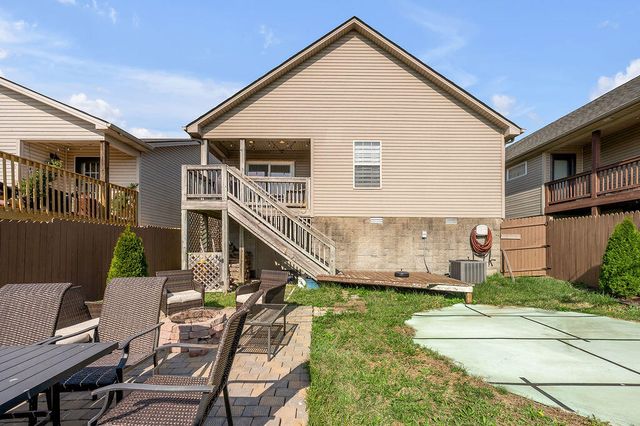 744 Lauren Drive, Nicholasville, KY 40356