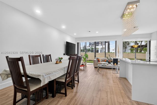 21391 Marina Cove Cir 19-K, Aventura, FL 33180