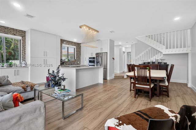 21391 Marina Cove Cir 19-K, Aventura, FL 33180
