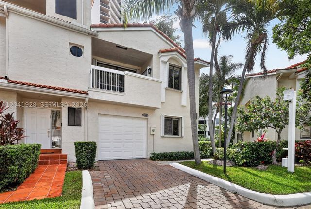 21391 Marina Cove Cir 19-K, Aventura, FL 33180