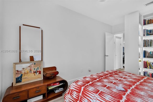 21391 Marina Cove Cir 19-K, Aventura, FL 33180