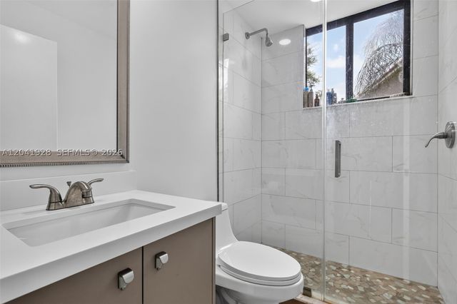 21391 Marina Cove Cir 19-K, Aventura, FL 33180