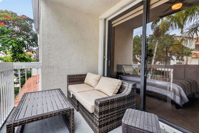 21391 Marina Cove Cir 19-K, Aventura, FL 33180