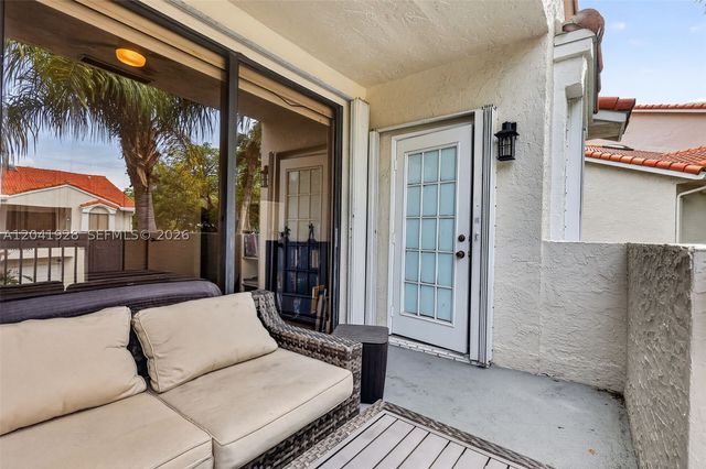 21391 Marina Cove Cir 19-K, Aventura, FL 33180