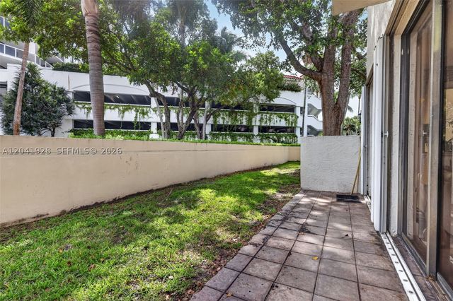 21391 Marina Cove Cir 19-K, Aventura, FL 33180