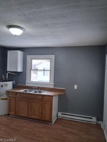 125 Scott Street, Reidsville, NC 27320