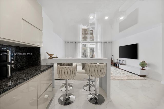 1865 S Ocean Dr 15B, Hallandale Beach, FL 33009