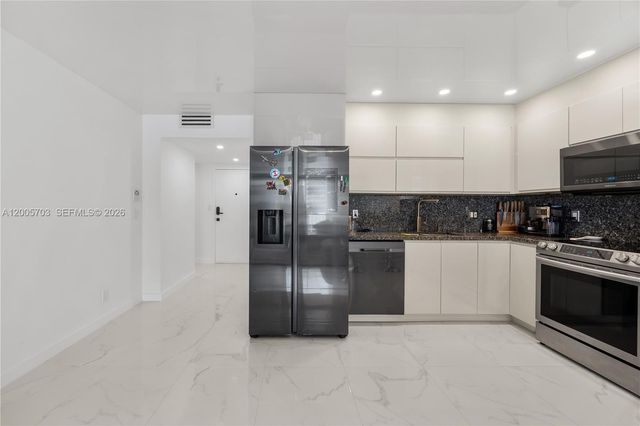 1865 S Ocean Dr 15B, Hallandale Beach, FL 33009