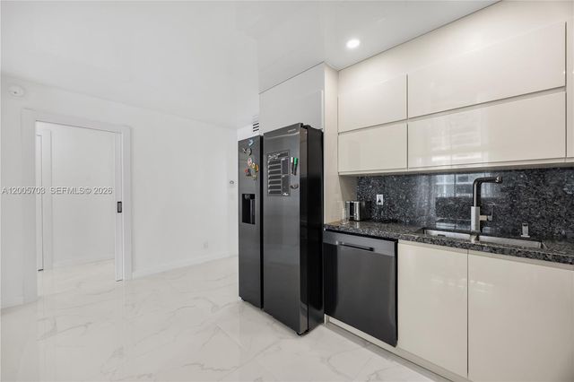 1865 S Ocean Dr 15B, Hallandale Beach, FL 33009