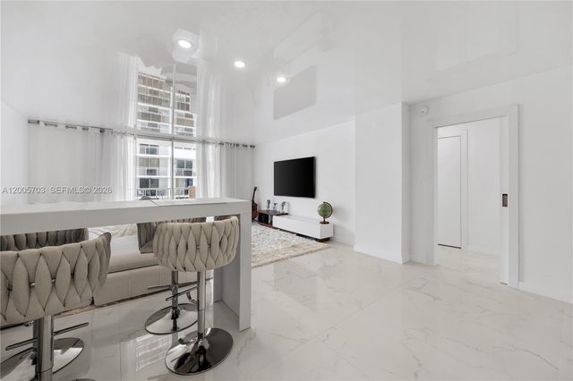 1865 S Ocean Dr 15B, Hallandale Beach, FL 33009