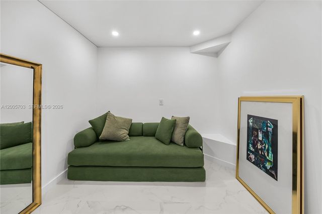 1865 S Ocean Dr 15B, Hallandale Beach, FL 33009