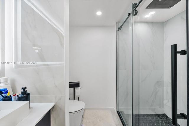 1865 S Ocean Dr 15B, Hallandale Beach, FL 33009