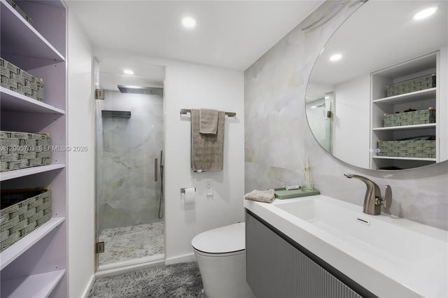 1865 S Ocean Dr 15B, Hallandale Beach, FL 33009