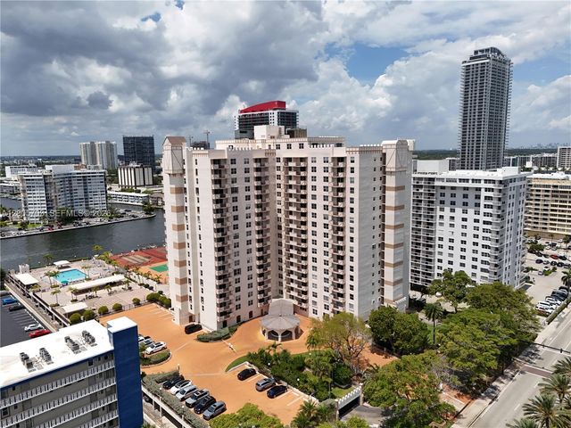 1865 S Ocean Dr 15B, Hallandale Beach, FL 33009