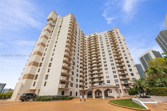 1865 S Ocean Dr 15B, Hallandale Beach, FL 33009