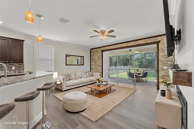 17433 NEW CROSS CIRCLE, Lithia, FL 33547