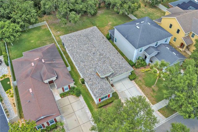 17433 NEW CROSS CIRCLE, Lithia, FL 33547