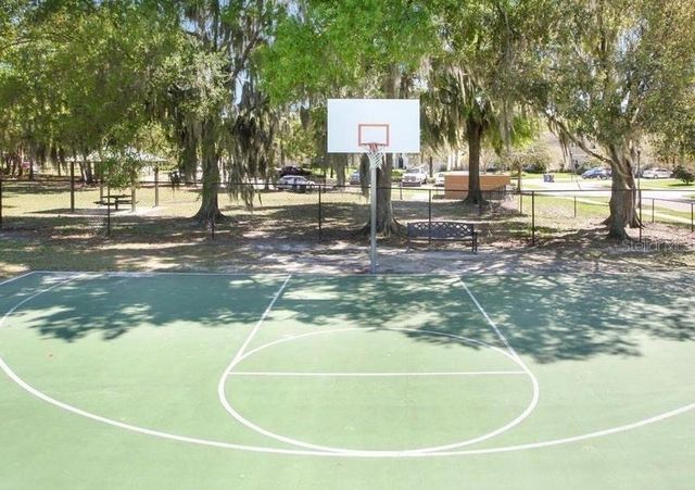 17433 NEW CROSS CIRCLE, Lithia, FL 33547
