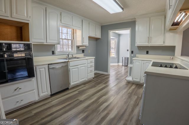 3050 Willowstone Drive, Lizella, GA 31052