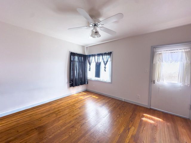 3840 N 55th STREET, Milwaukee, WI 53216