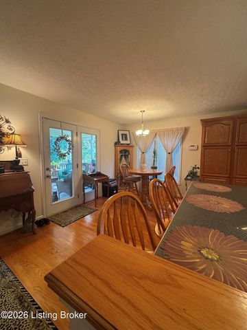 7730 Cottage Cove Way, Louisville, KY 40214