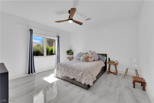 8170 Round Hills Circle, Las Vegas, NV 89113