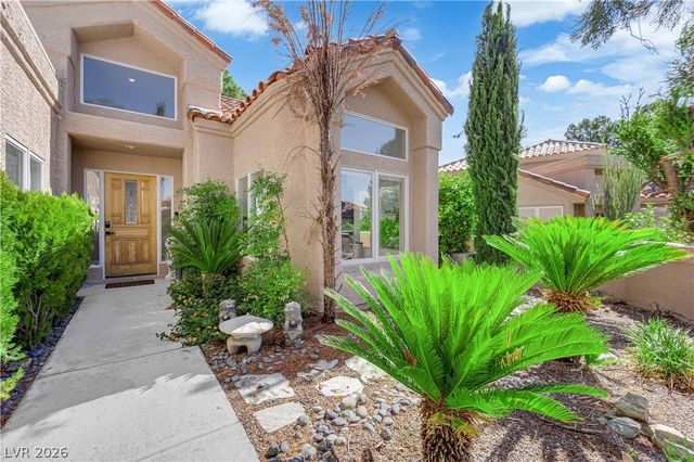 8170 Round Hills Circle, Las Vegas, NV 89113