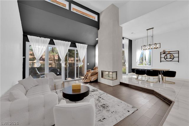 8170 Round Hills Circle, Las Vegas, NV 89113