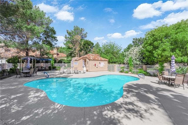 8170 Round Hills Circle, Las Vegas, NV 89113