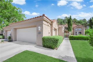 8170 Round Hills Circle, Las Vegas, NV 89113