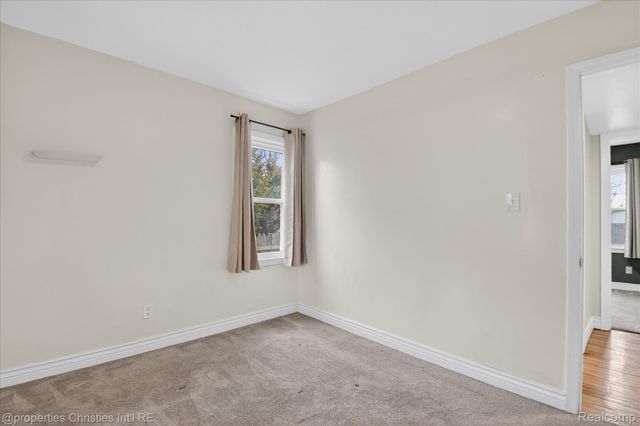 23044 Harding Avenue, Hazel Park, MI 48030