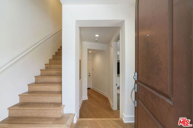 12868 S Seaglass Circle W, Los Angeles, CA 90094